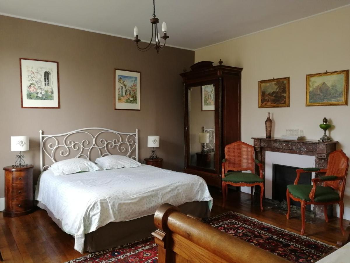Chambres D'Hotes - Domaine Des Perrieres Crux-la-Ville Kültér fotó
