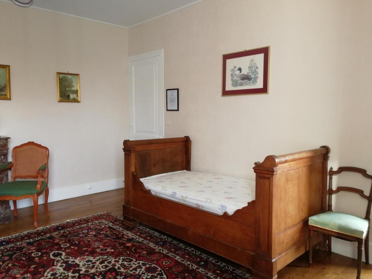 Chambres D'Hotes - Domaine Des Perrieres Crux-la-Ville Kültér fotó